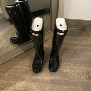 Hunter Gloss Rain Boots